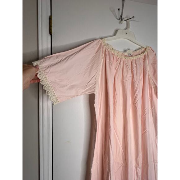 Vintage Colony Club Pink with Lace Nightgown 1 X - Picture 2 of 5